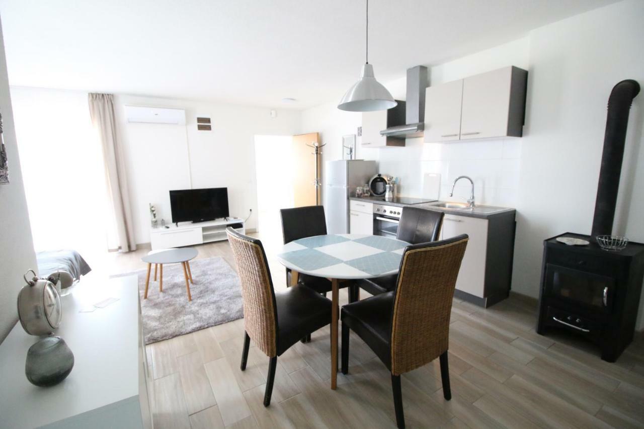 Apartments By Zec Kastav Extérieur photo